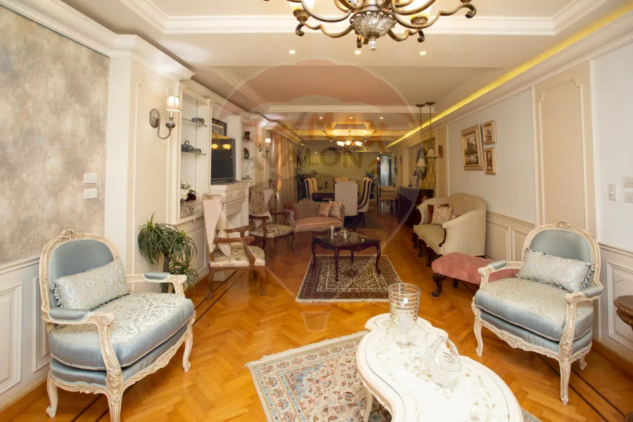 Apartment for sale 305 m Sporting (Omar Lotfy St)