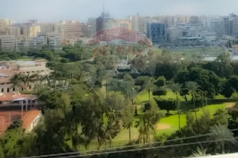 Duplex apartment for sale 650 m Sporting (Tiba St.)