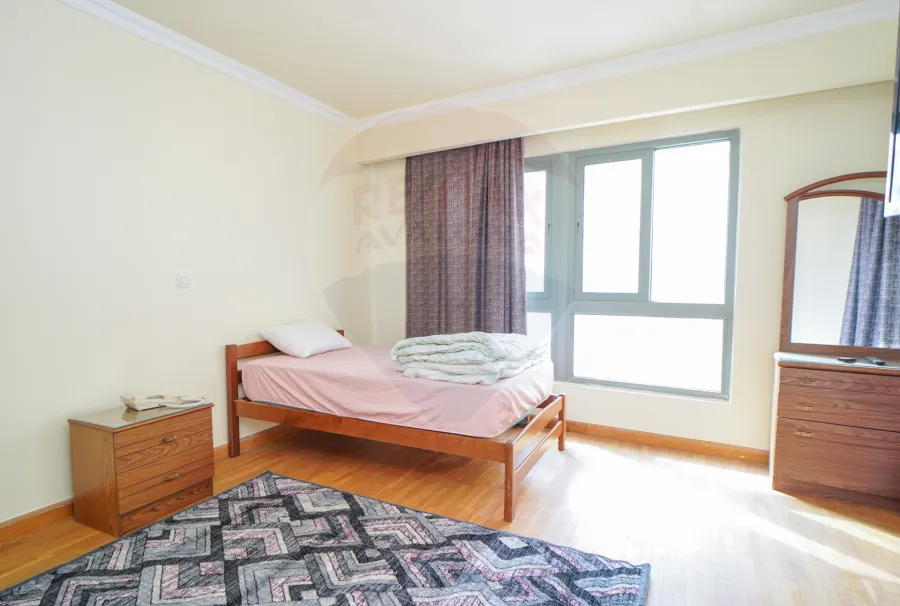 Furnished apartment for rent 136 m San Stefano (Four Season)