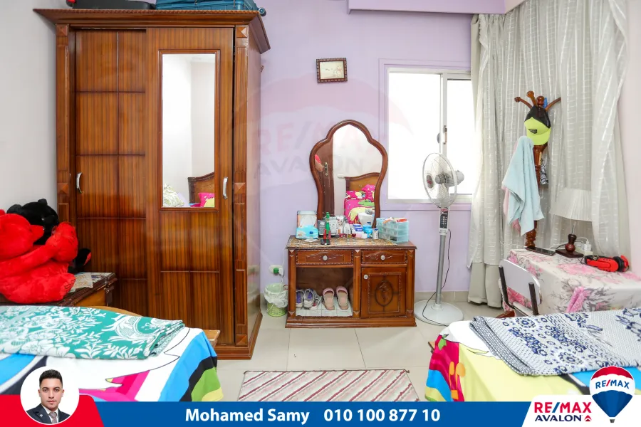 شقة بيع 170 م مصطفي كامل (علي الترام مباشرة)