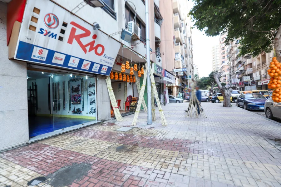 Commercial Shop for sale 42 m Wengat (Wengat Main St.-In Front of New Carrefour)