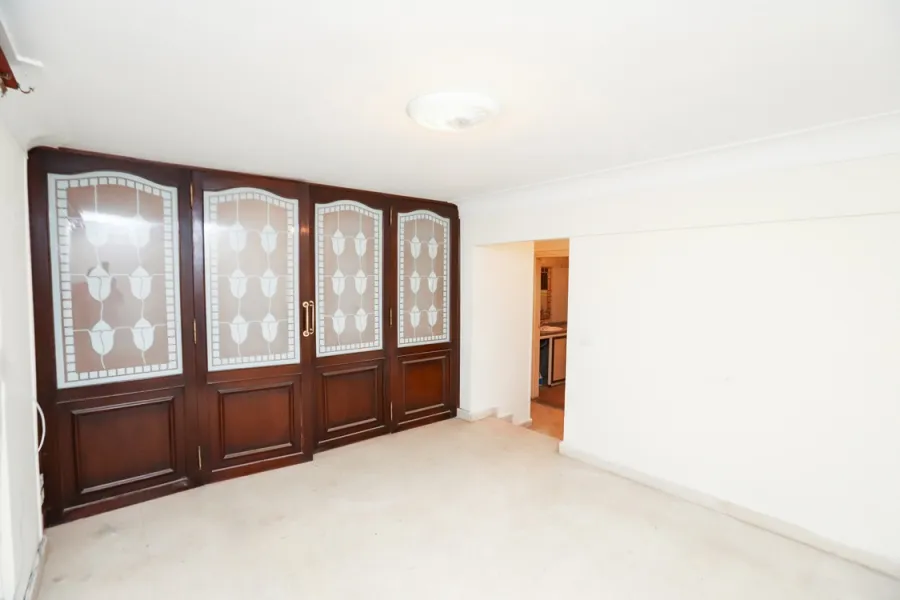 شقة للبيع 207 م سموحة (بجوار مركز الاسكندرية للعيون)