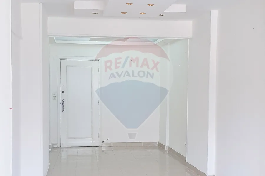 شقة إداري للإيجار 110 م سموحة (خلف محطة سيدي جابر)