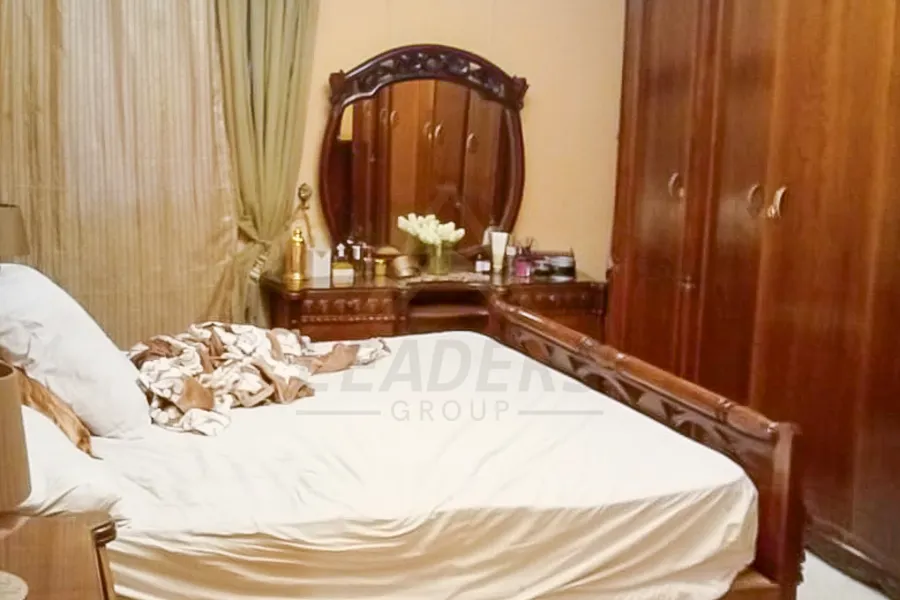 شقة للبيع 85 م سبورتنج (خطوات من البحر)