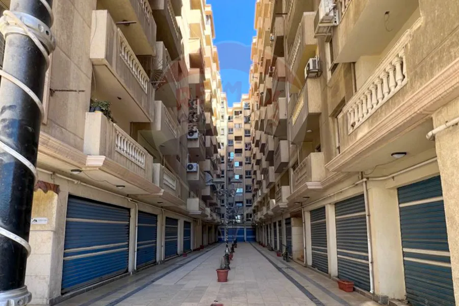 شقة للبيع 136 م سموحة (كومباوند اتحادية انطونيادس)