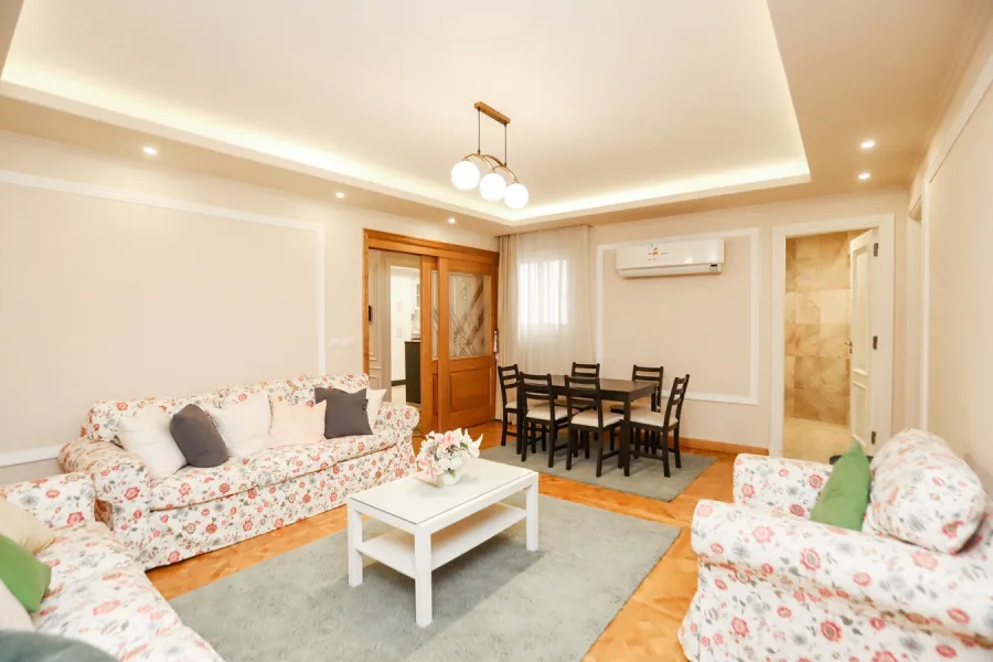 شقة للإيجار265م سموحة (ش بهاء الدين الغتوري)