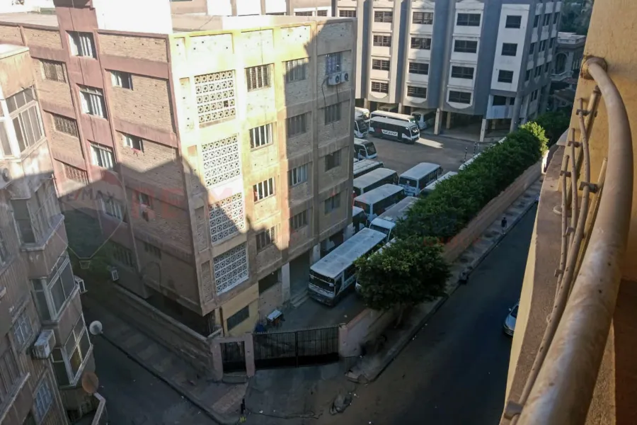 Apartment for rent 268 m Louran (El-Eqbal main st.)