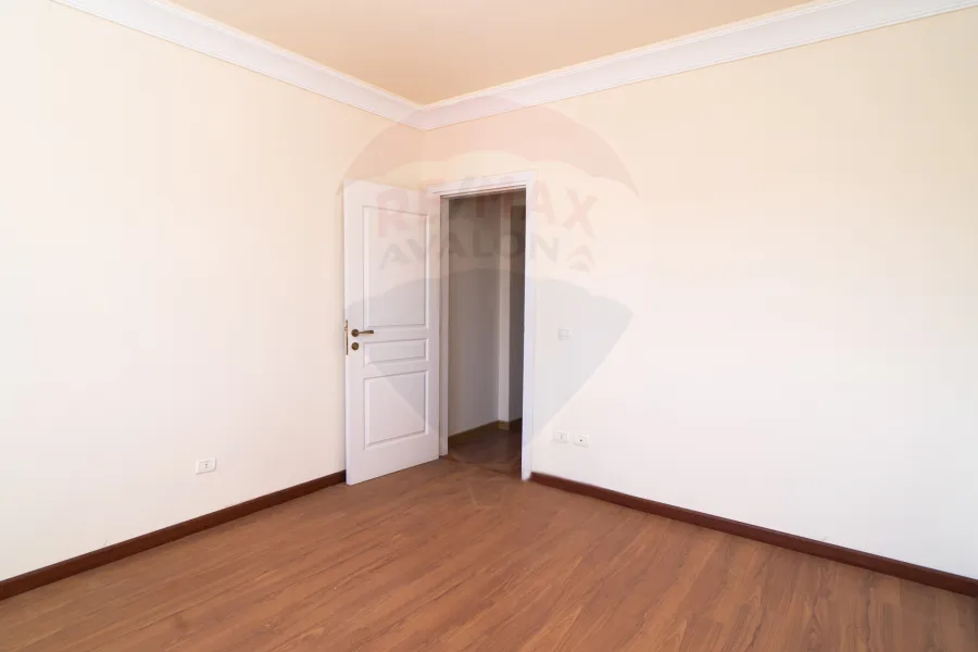 Apartment for rent 185 m Smouha (Tout Ankh Amoon St)
