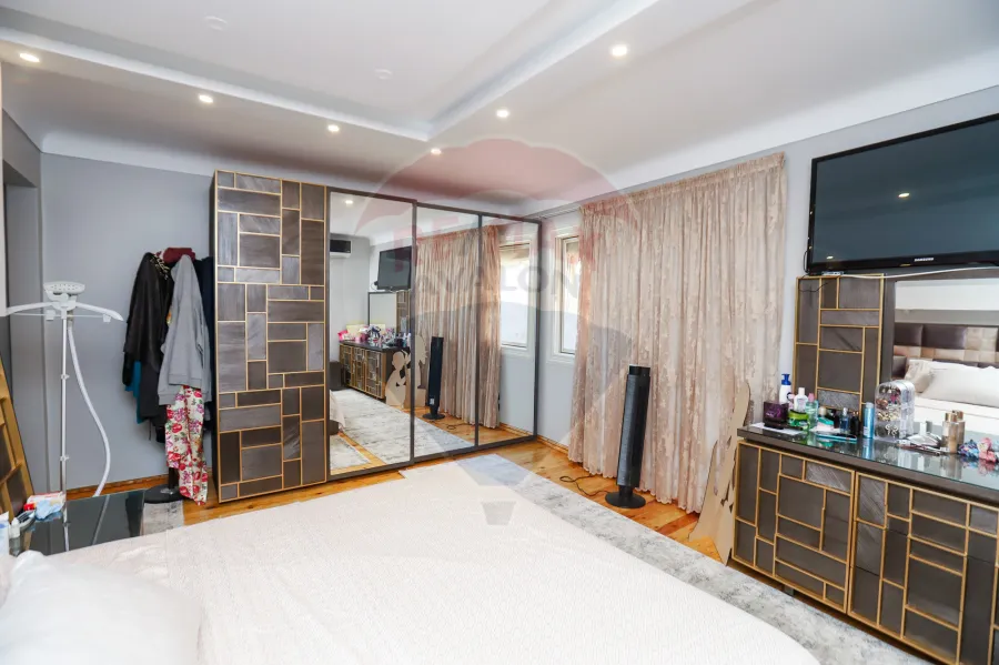 شقة دوبلكس للبيع 308 م سموحة (ش فوزى معاذ)