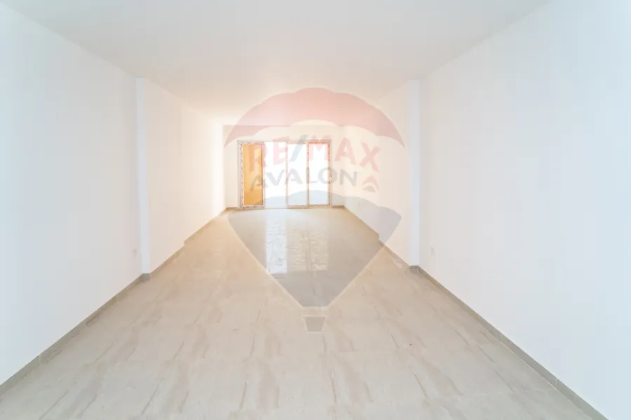 شقة للايجار 178 م سموحة (كومباوند الصيادلة)