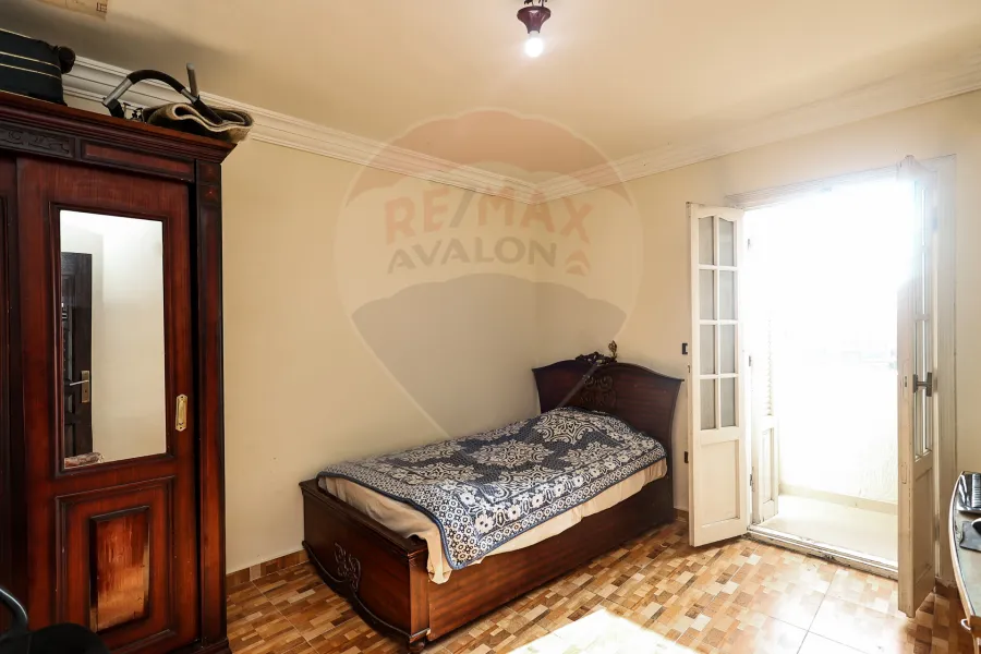 Apartment for sale 210 m + Roof 210 m Sidi Bishr Bahri (el tfola al saeida St)