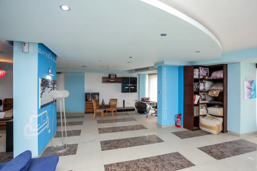 Commercial Property For Rent 615m Smouha