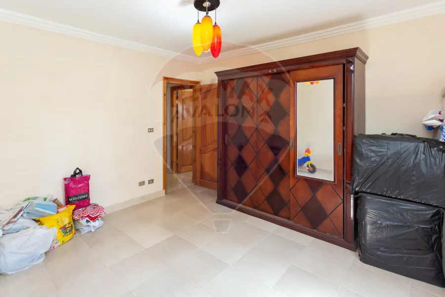 Apartment for sale 200 m Roushdy (steps from the tram)