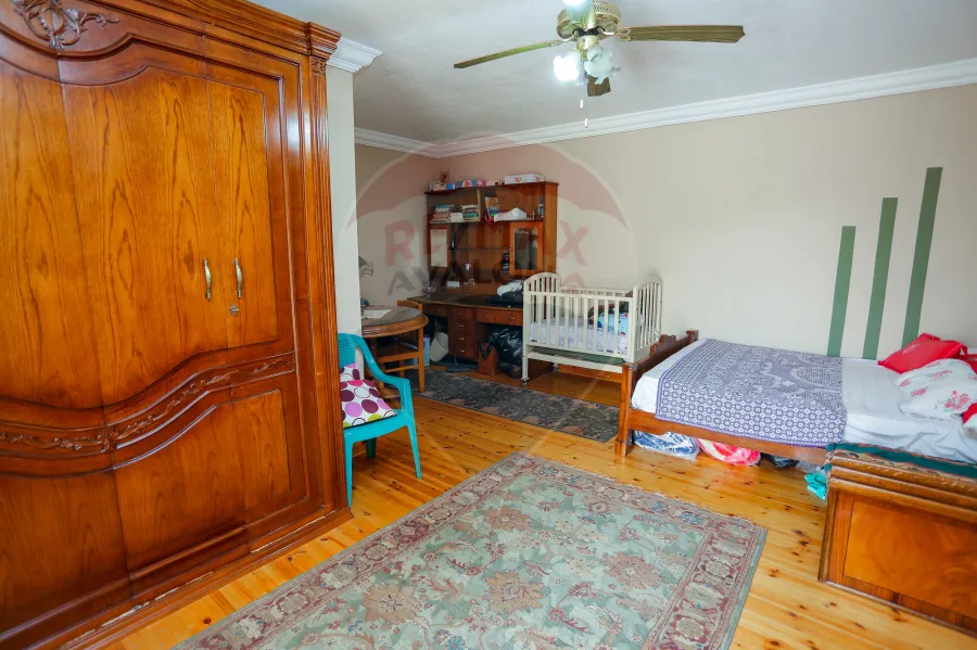 شقة للبيع 600م لوران ( خطوات من ش شعراوي )