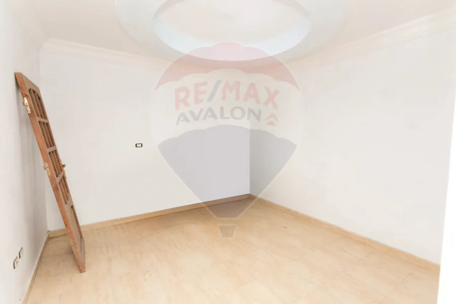 شقة للبيع 100 م فلمنج (ش أحمد باشا ترك)