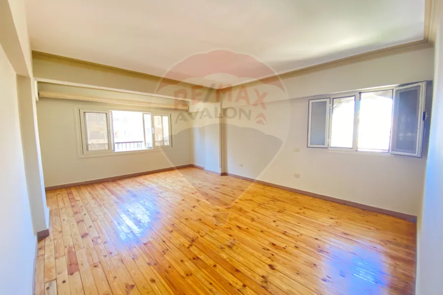Apartment for sale 230 m Roushdy (Abu Qir St.)