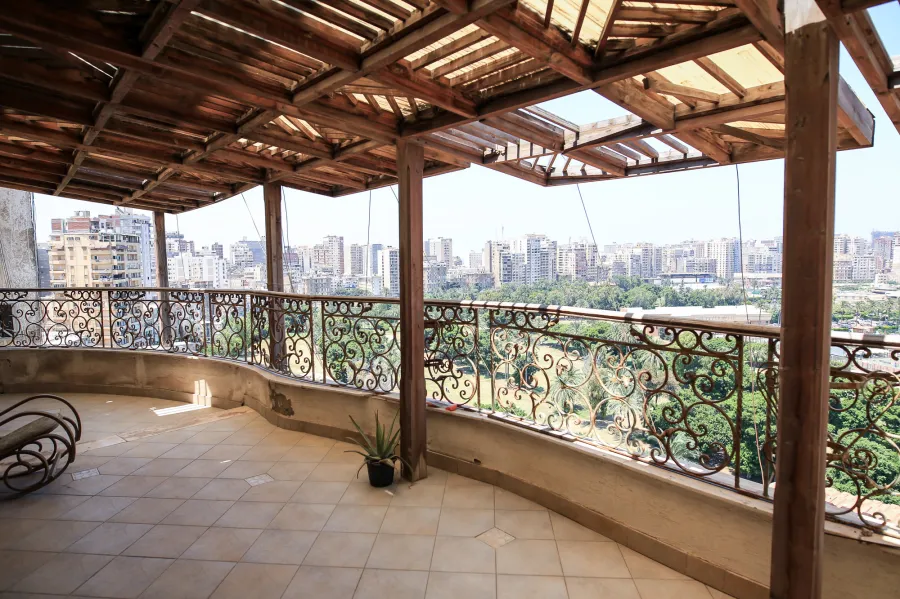 دوبلكس للبيع 500م سبورتنج - خطوات من ش أبو قير