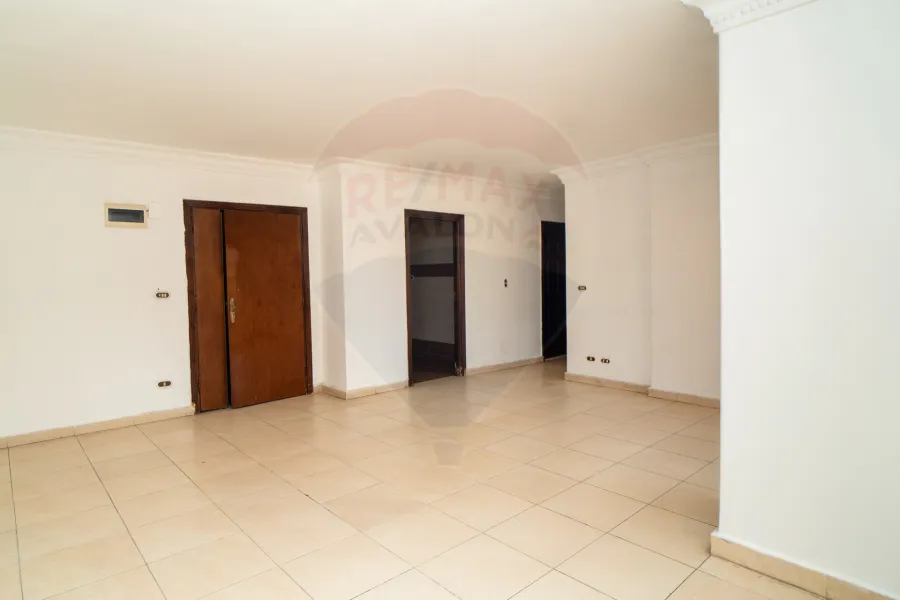 Administrative Apartment for Rent 100 m Asafra (Gamal Abdel Nasser St.)