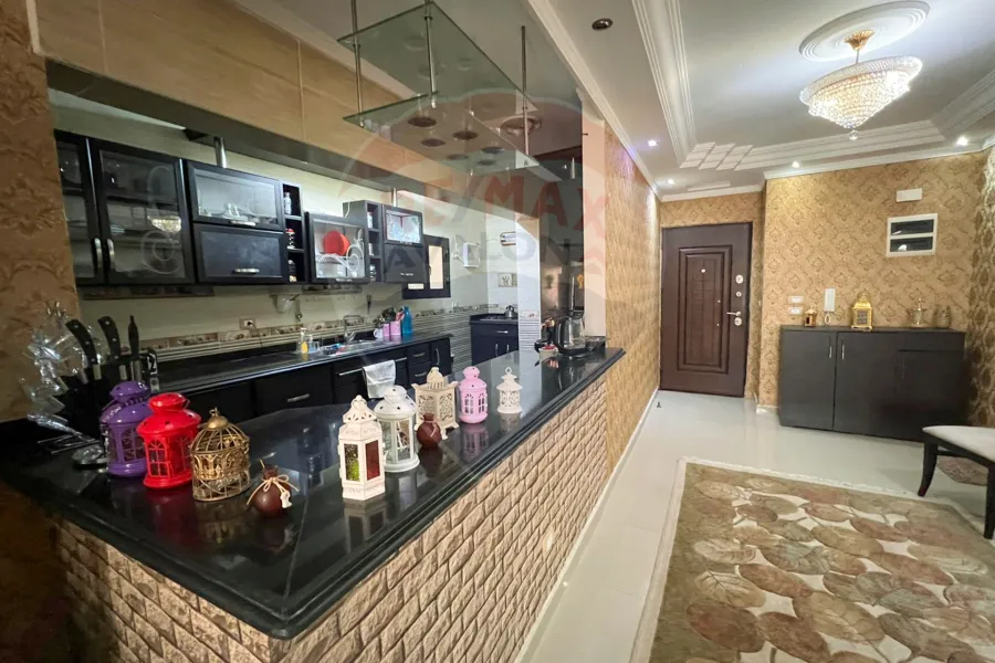 شقة للبيع 265 م سابا باشا (ش خليل مطران)