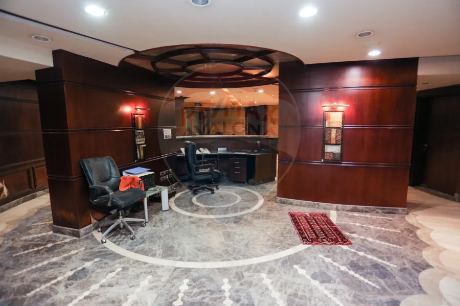 مقر ادارى للبيع 1,000 م سموحة (ش مسجد علي بن ابى طالب)