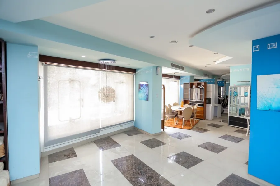 Commercial Property For Rent 615m Smouha