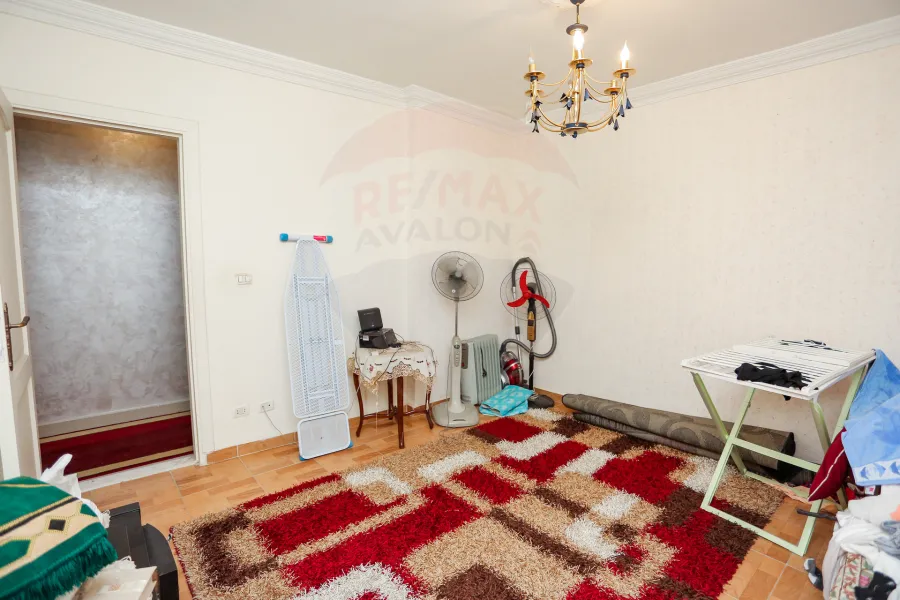 شقة للبيع 150 م سموحة ( ش زكى رجب ) خطوات من فوزى معاذ