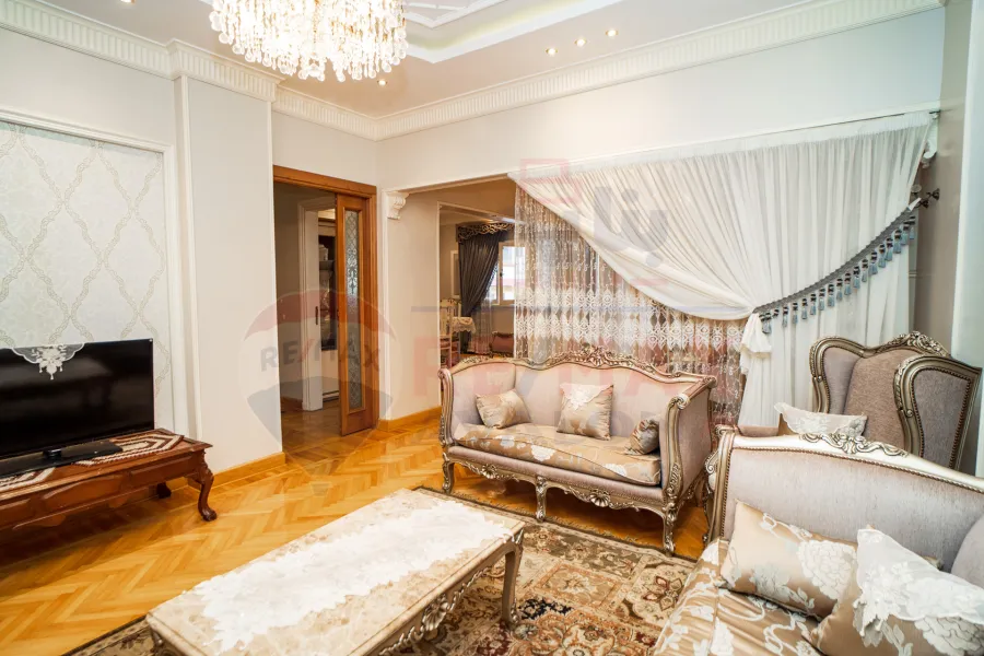 Apartment For Sale 215 m Kafr Abdo (Behind Qardahi Palace)