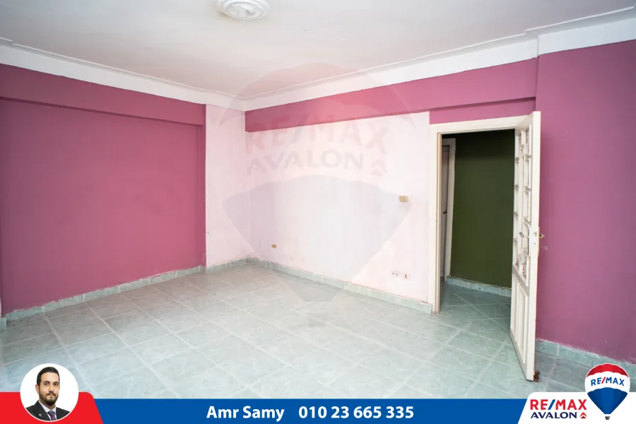 شقة للبيع 130م سموحة (شارع 14 مايو - بجوار جامعة فاروس)