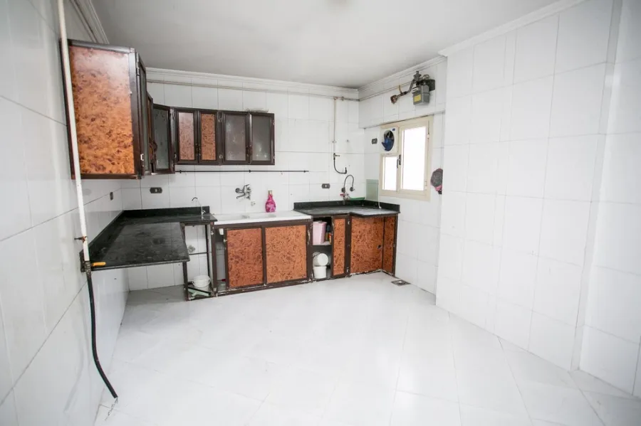 Apartment for Salae 250m Gleem (Near To Korneish)