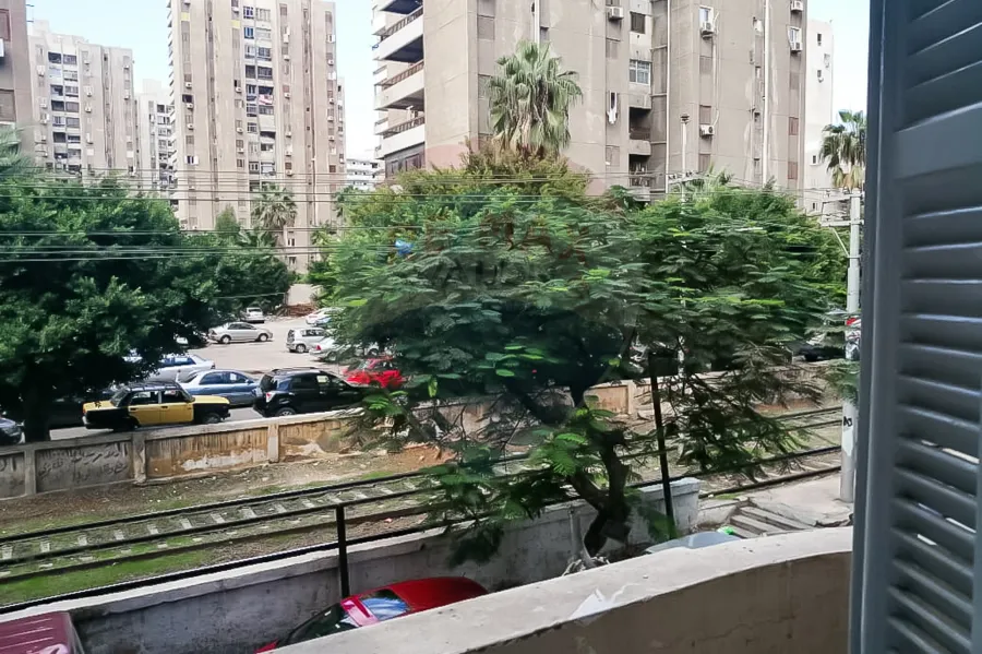 Apartment For Rent 150 m Roushdy (Directly On Tram Station) - For Administrative Use