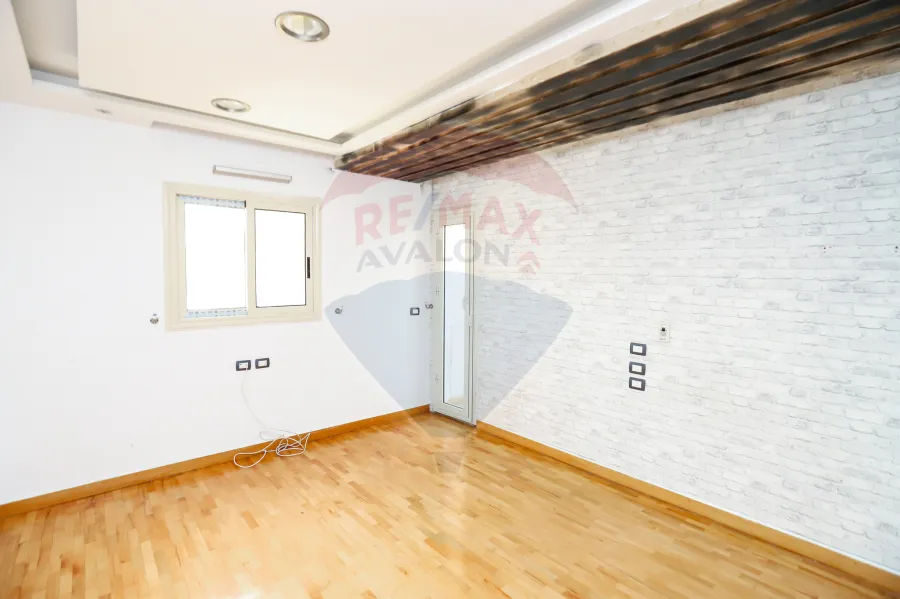 شقه للايجار 175 م لوران (شارع الاقبال)