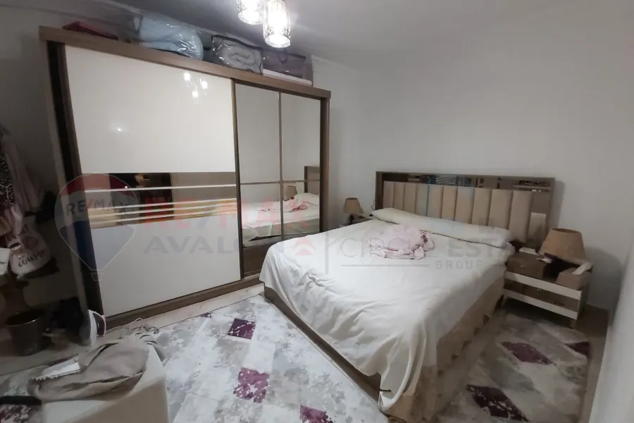 شقة للبيع العصافرة (شارع جمال عبدالناصر)  160 م