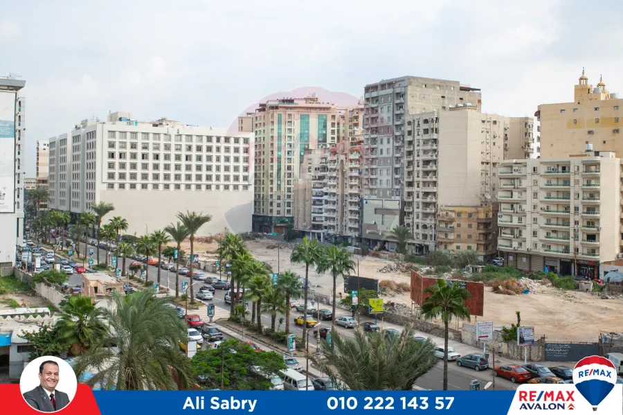 شقة للبيع 248 م سموحة (ابراج اللوتس ش فوزي معاذ)