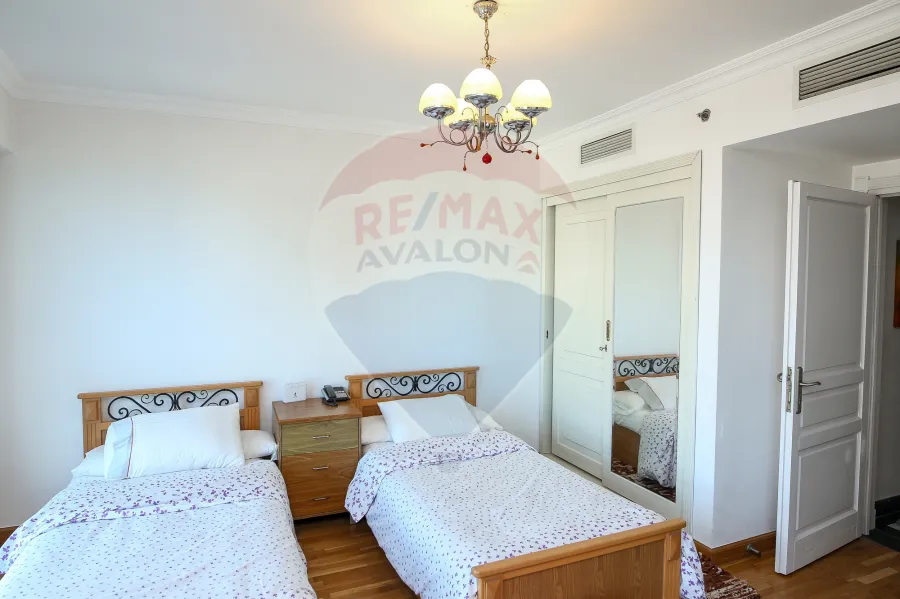 شقة للإيجار المفروش 136 م سان ستيفانو (الفورسيزونز)