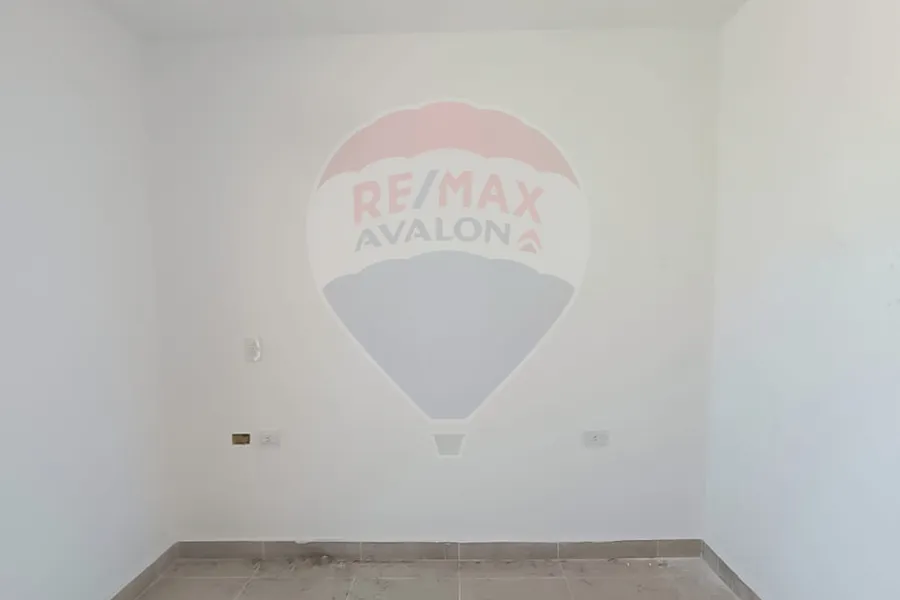 شاليه دوبلكس للبيع (ماونتن فيو - راس الحكمة) 115 م + 50 م رووف