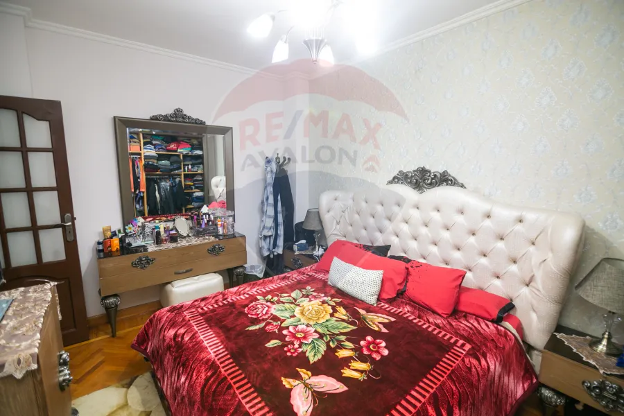 Licensed apartment for sale 140 m Al Ibrahimiyya (steps from Abu Qir St.)