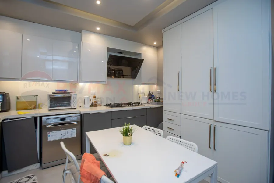 Apartment for sale 290 m Smouha (Seif Towers)