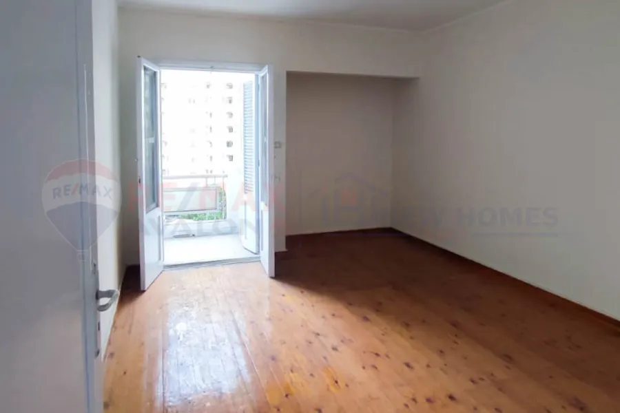 شقة للبيع 145 م صافي سموحة (امام زهران)