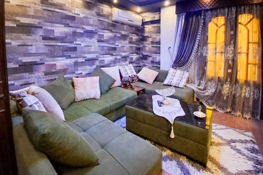 Apartment for sale 134 m Smouha (Royal Plaza)