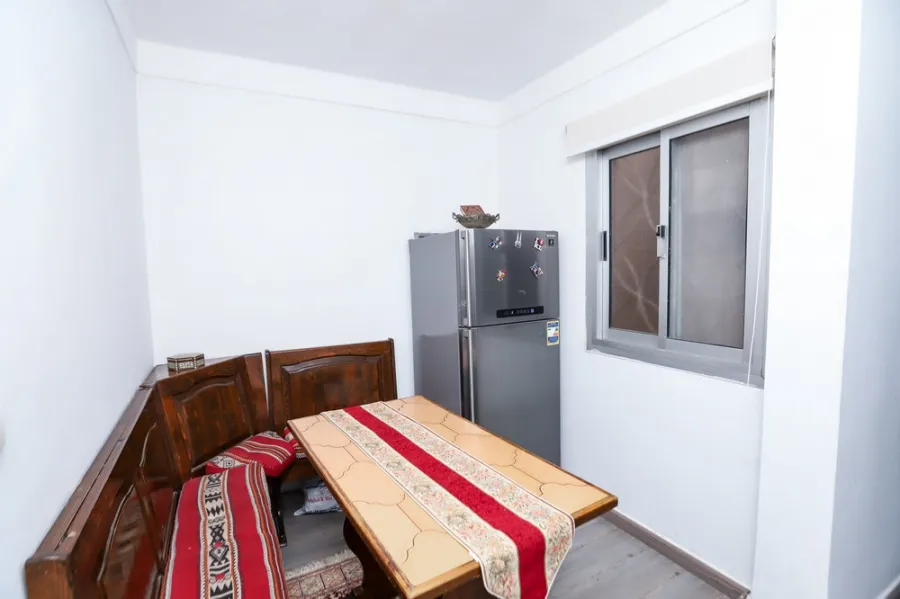 شقة للبيع 145م سموحة  (ش فوزي معاذ)