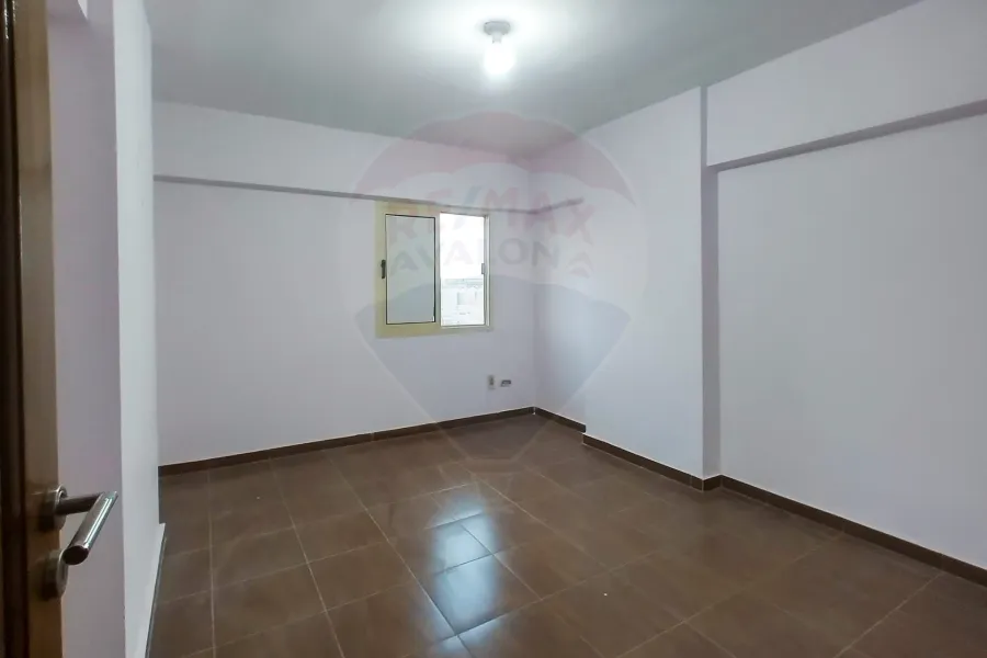 Apartment For Sale 133 m Smouha (Hilton St.)