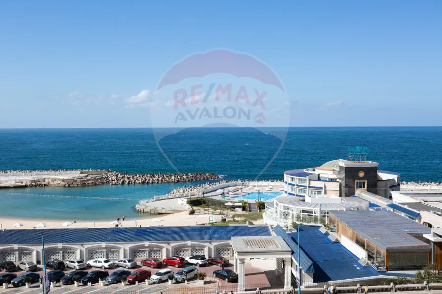 Apartment for sale 290 m Roshdy (directly on the sea)