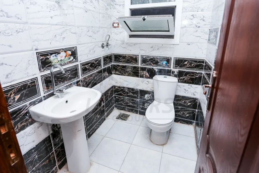 شقه للايجار 280 م جليم (ش مصطفي ماهر)