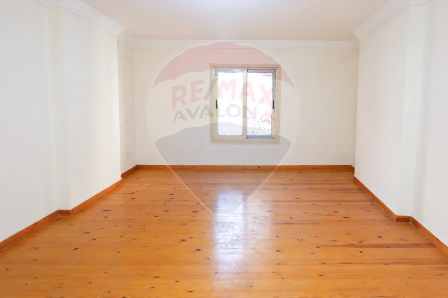Apartment For Sale 205 m Louran (Sarhang St.)