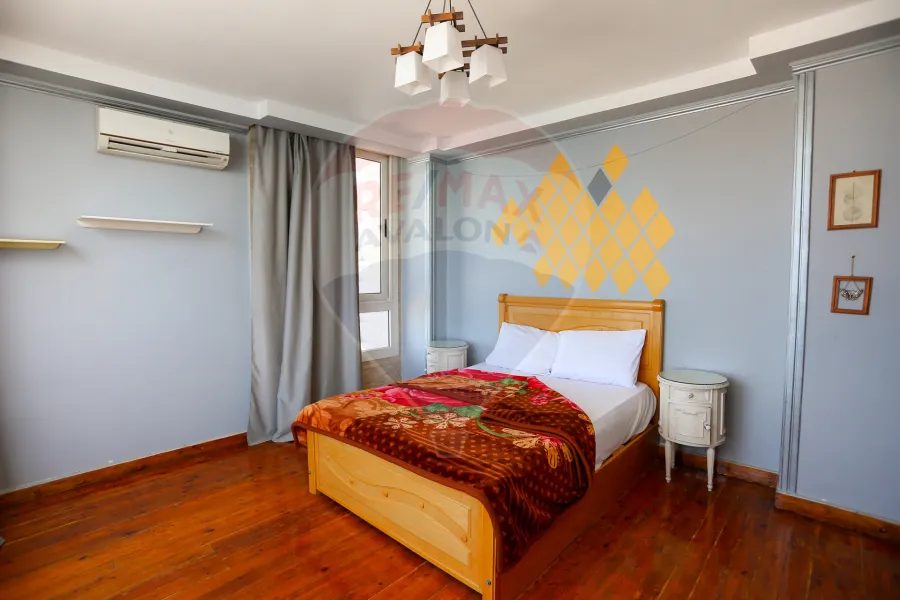 Apartment for sale 300 m Sidi Bishr (next to the Hilton)