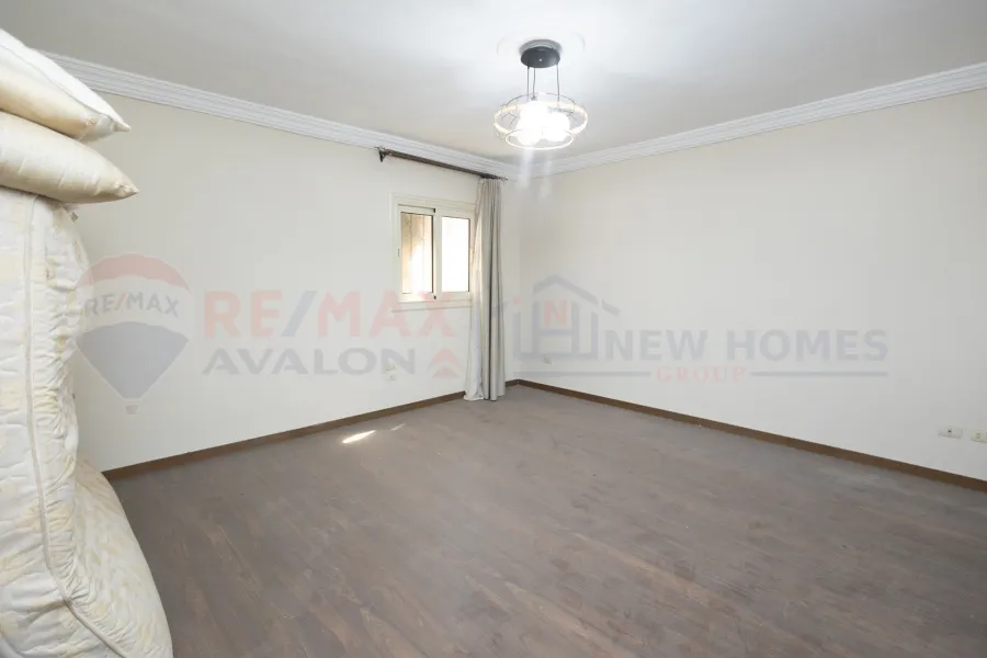 Duplex apartment for sale 320 m Sporting (Ahmed Allam Street - steps from Abu Qir Street)