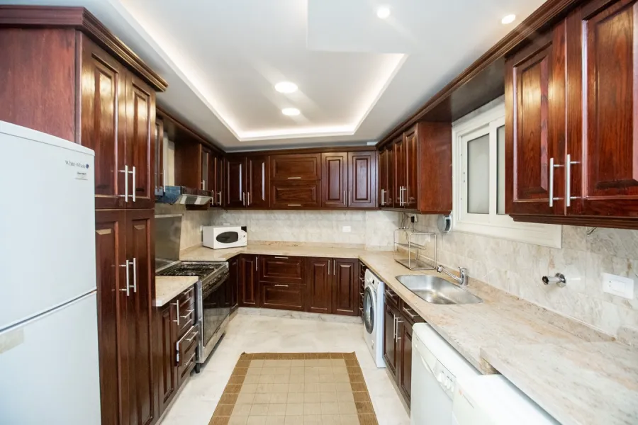 شقة مفروشة للإيجار265م سموحة (ش بهاء الدين الغتوري)