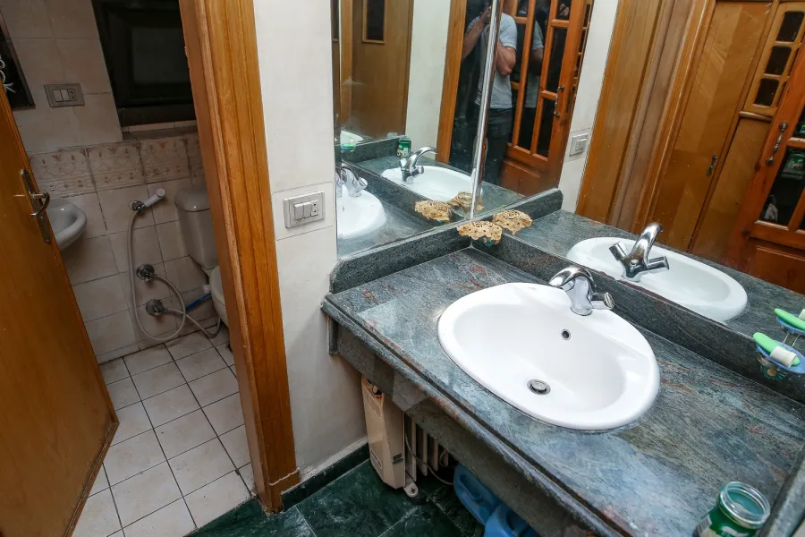 شقة فاخرة للبيع 215م سموحة (خطوات من نادى سموحة)