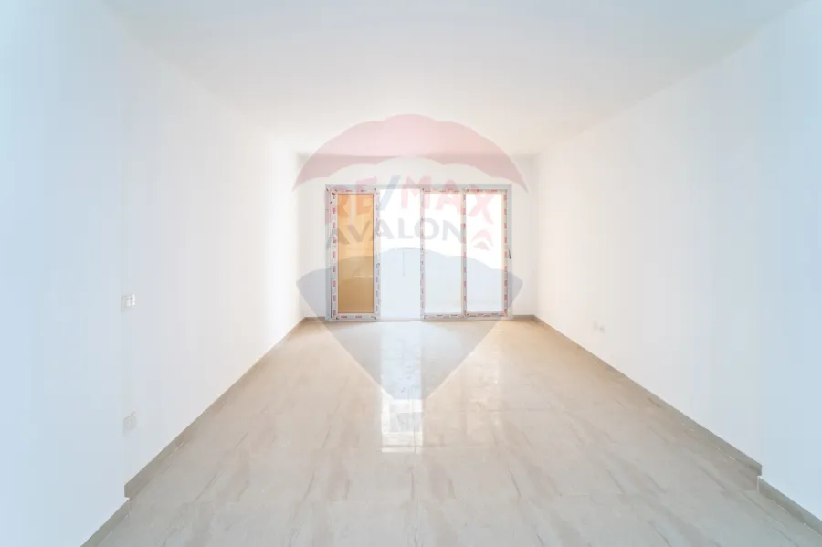 شقة للايجار 178 م سموحة (كومباوند الصيادلة)