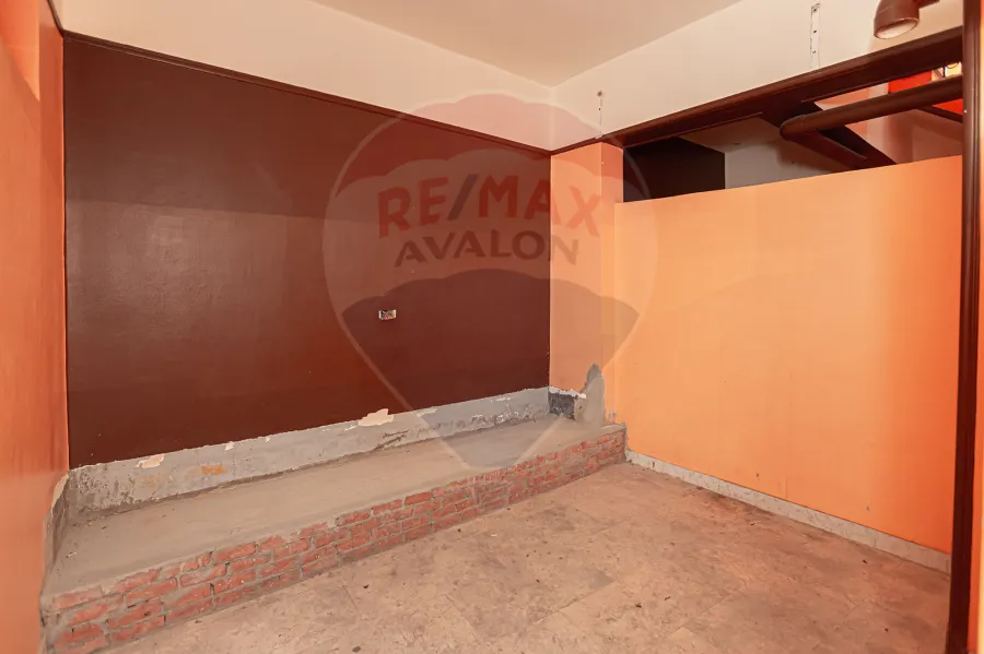 حل دوبليكس للايجار 180 م ثروت ( ش عبد السلام عارف )